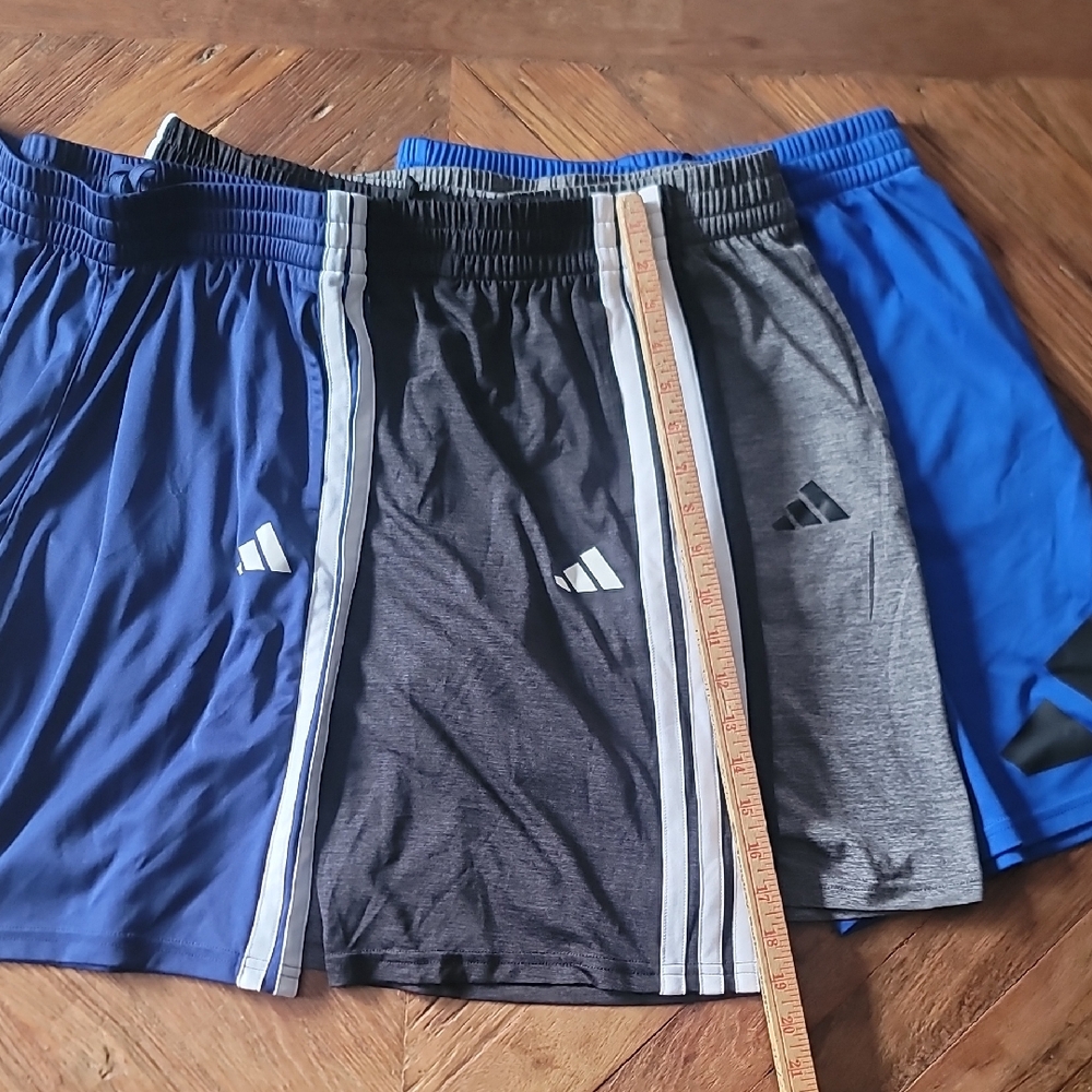 Adidas Boys Shorts Size XL